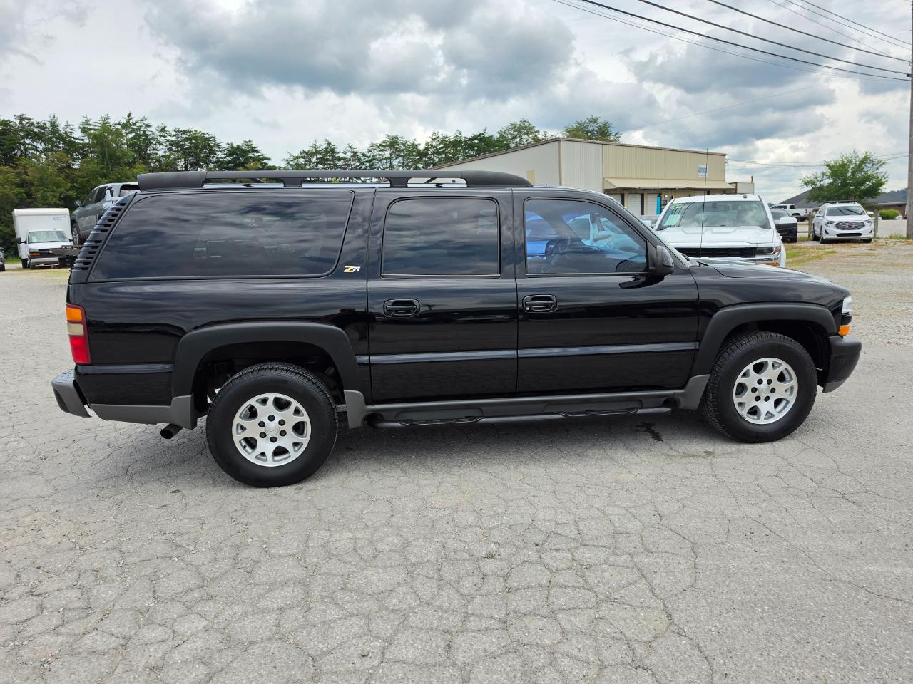Chevrolet Suburban 4dr 1500 4WD Z71 2002