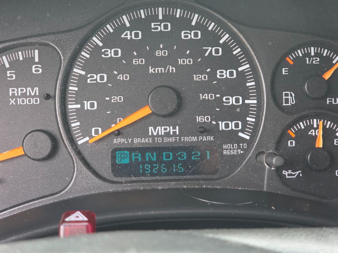 Chevrolet Suburban 4dr 1500 4WD Z71 2002