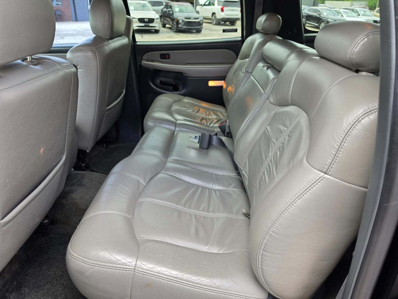 Chevrolet Suburban 4dr 1500 4WD Z71 2002