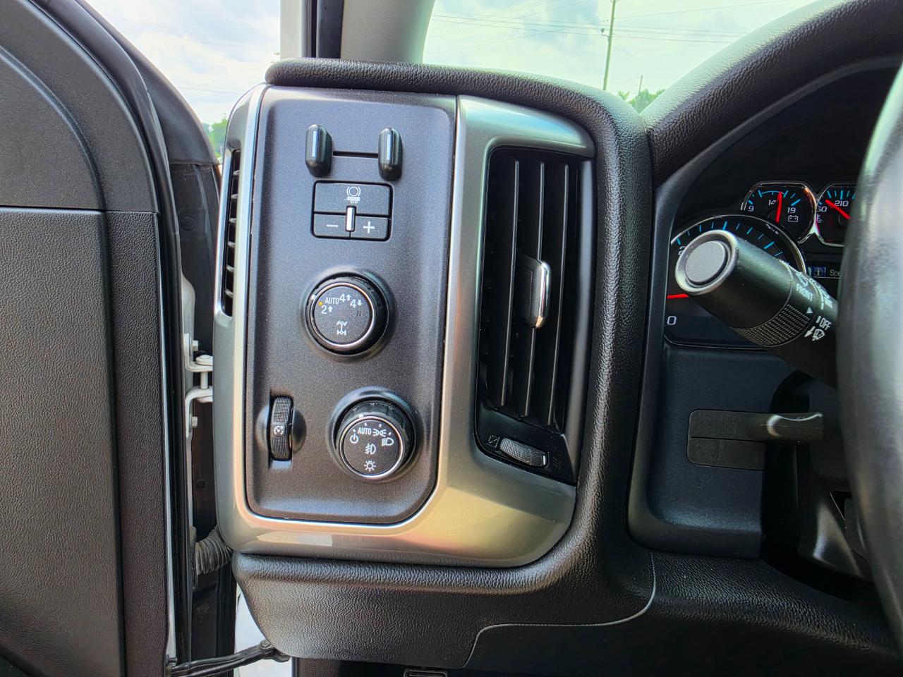 Chevrolet Silverado 1500 LD 4WD Double Cab LT w/1LT 2019