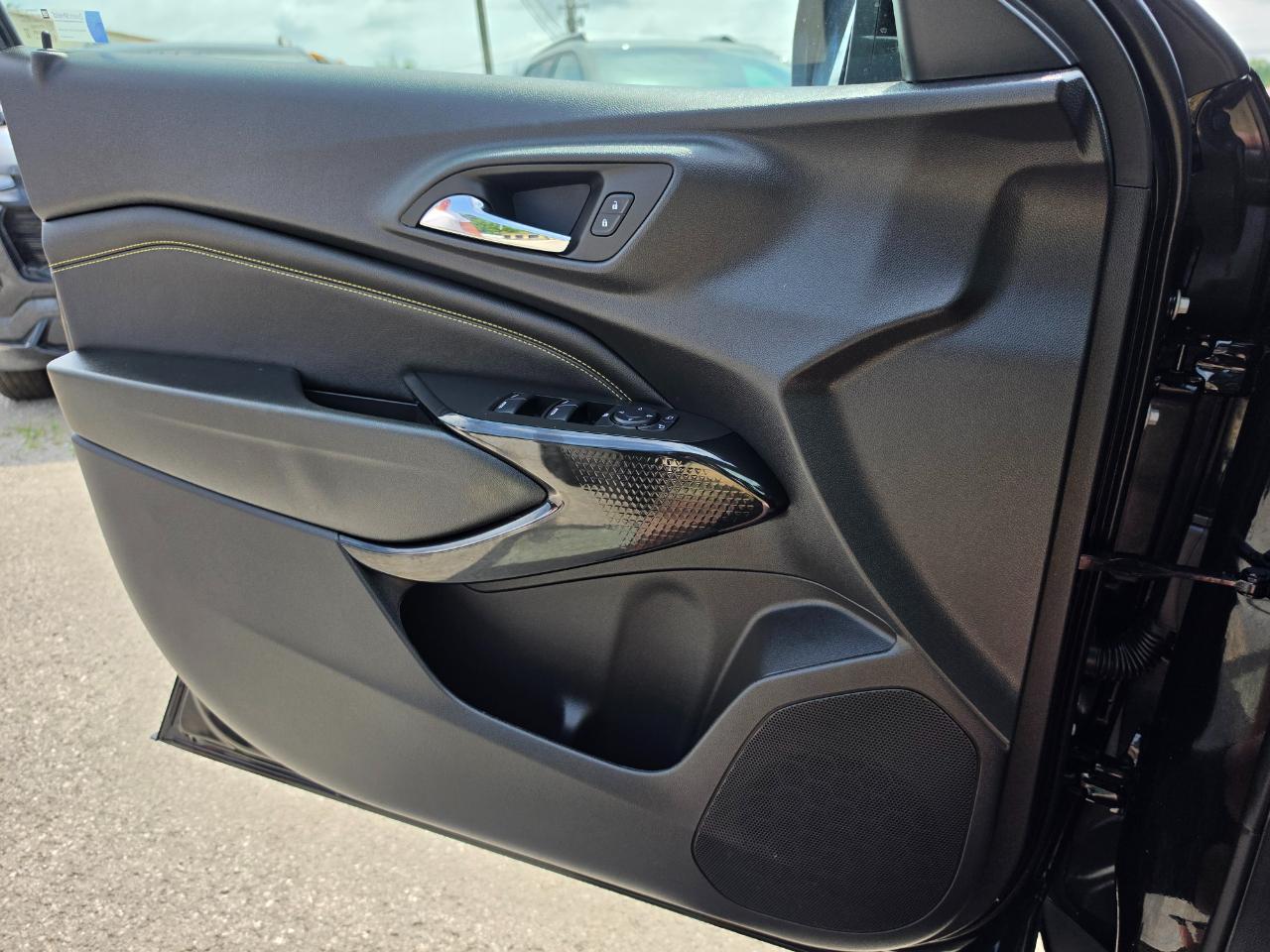 Chevrolet Trax FWD 4dr ACTIV 2025