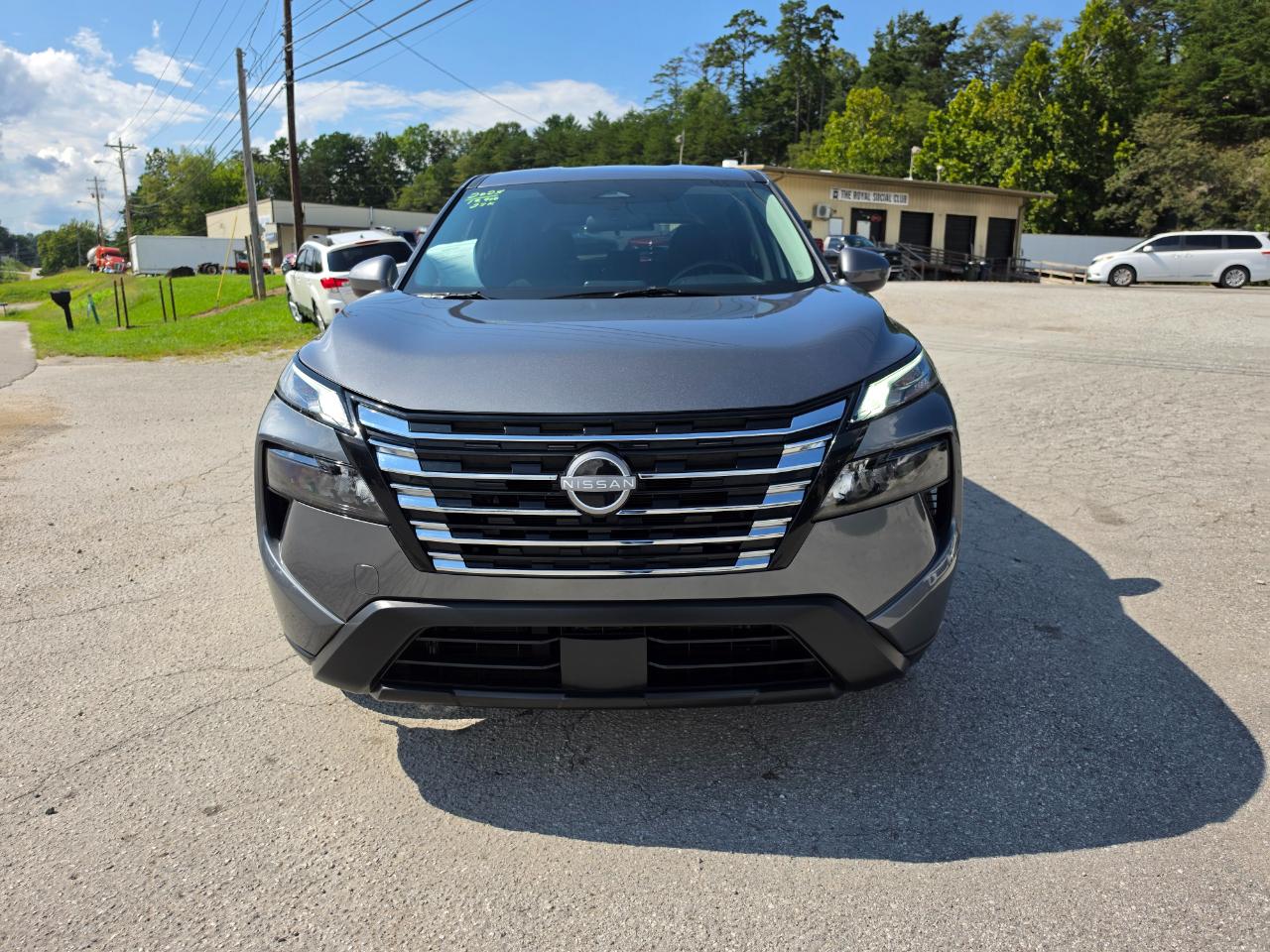 Nissan Rogue FWD SV 2025