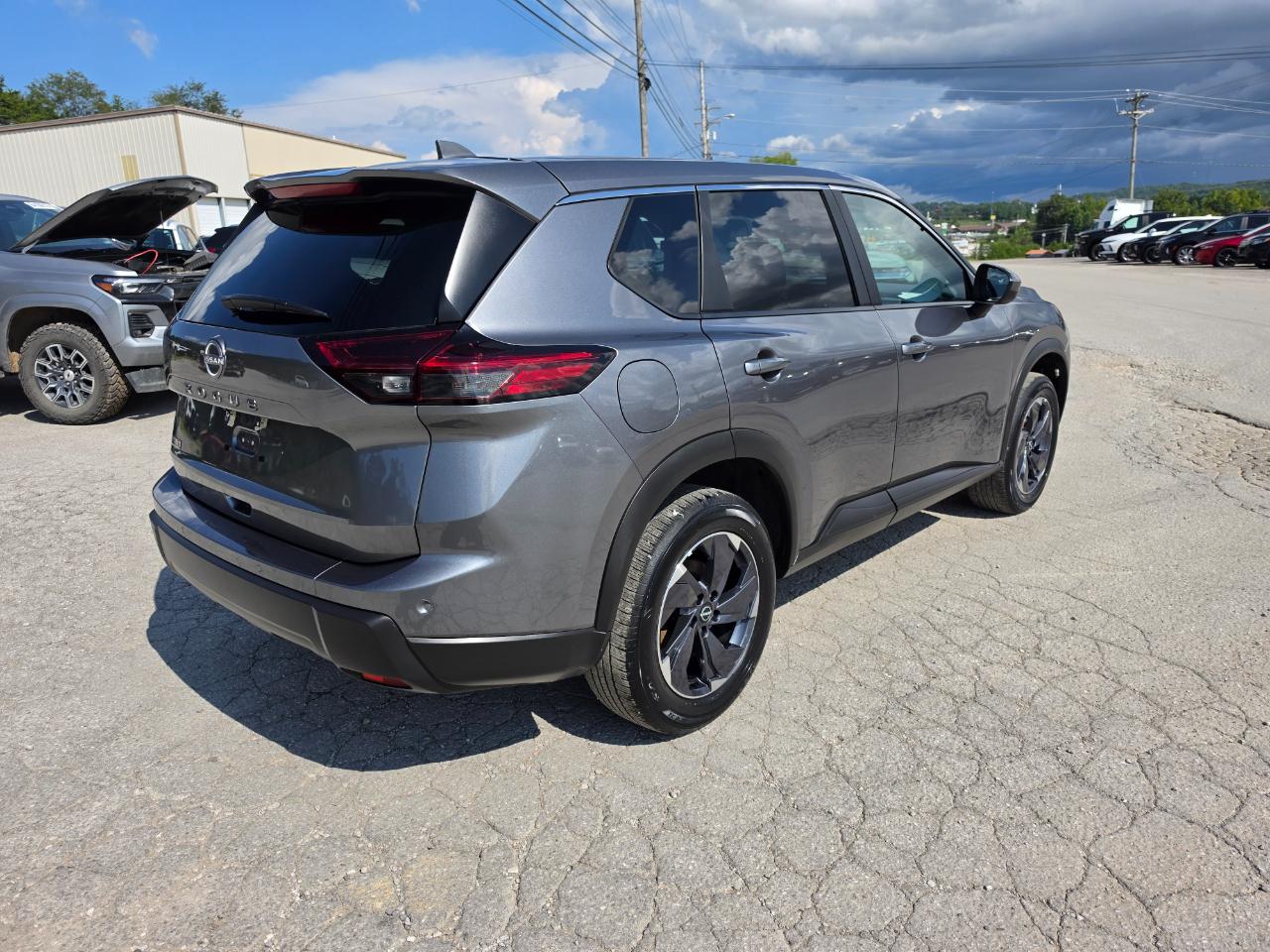 Nissan Rogue FWD SV 2025