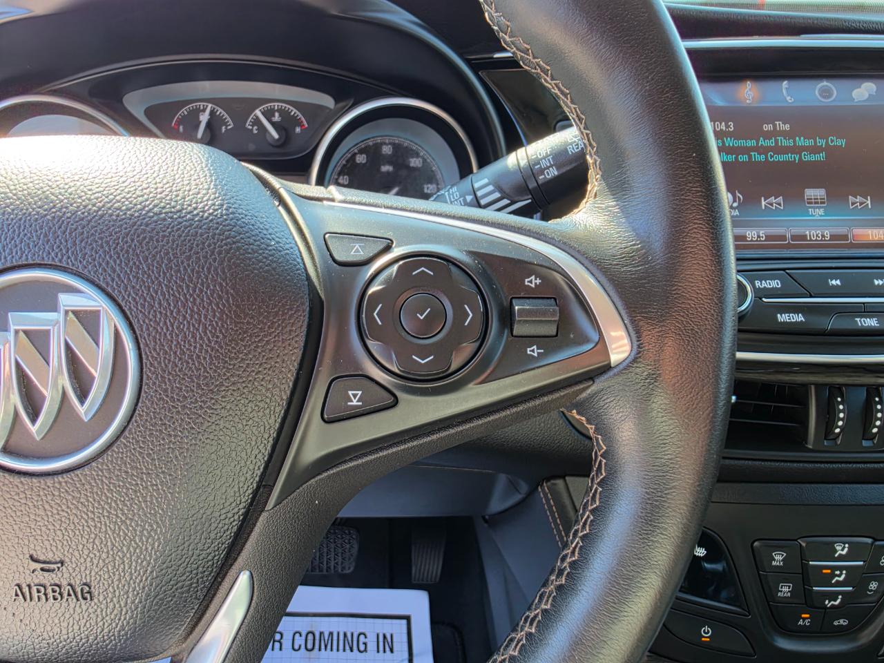 Buick Envision AWD 4dr Essence 2018