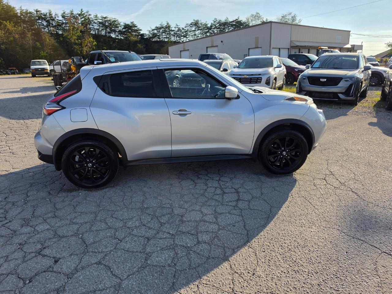 Nissan Juke 5dr Wgn CVT SV AWD 2016