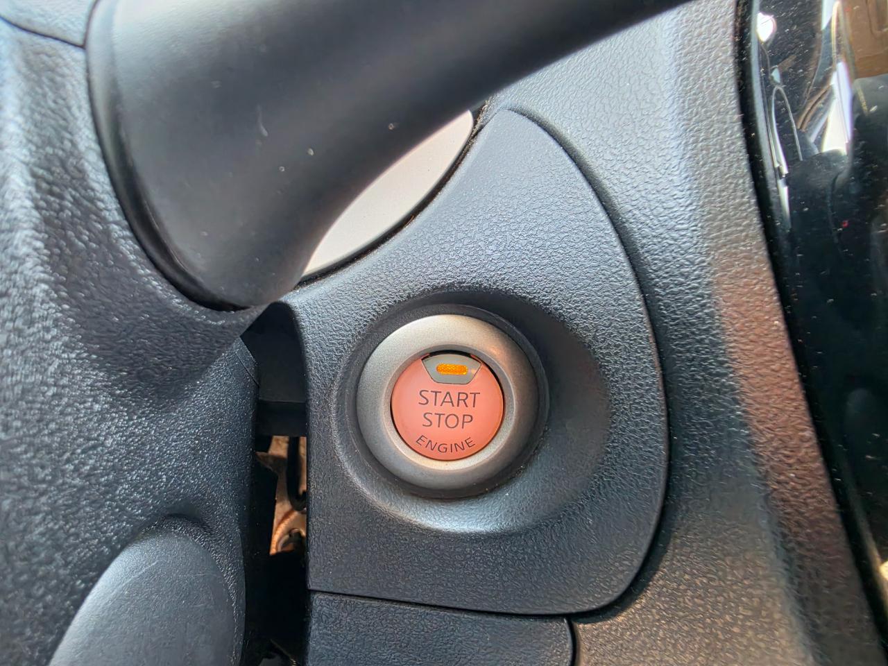 Nissan Juke 5dr Wgn CVT SV AWD 2016