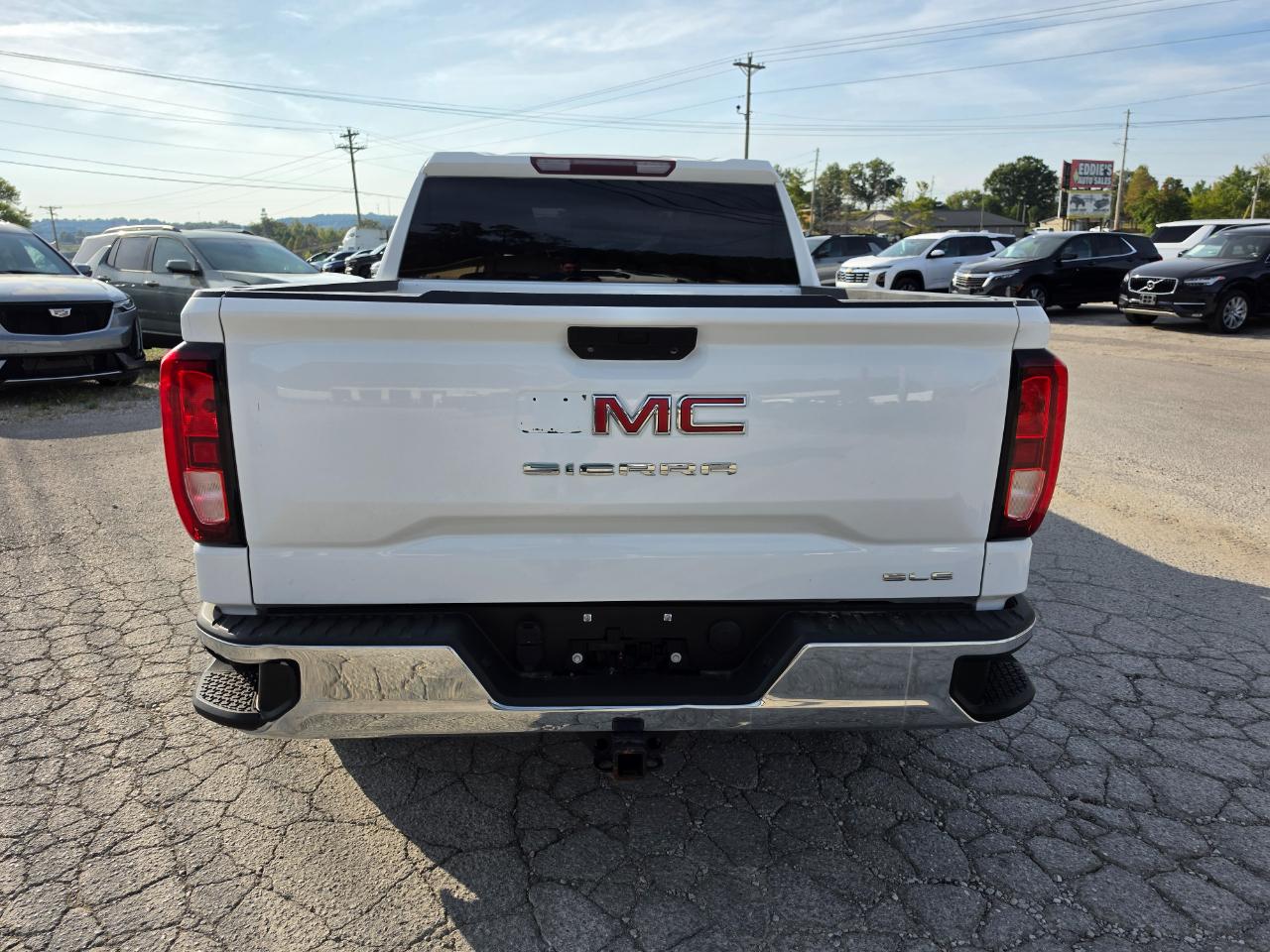 GMC Sierra 1500 4WD Crew Cab 147" SLE 2021