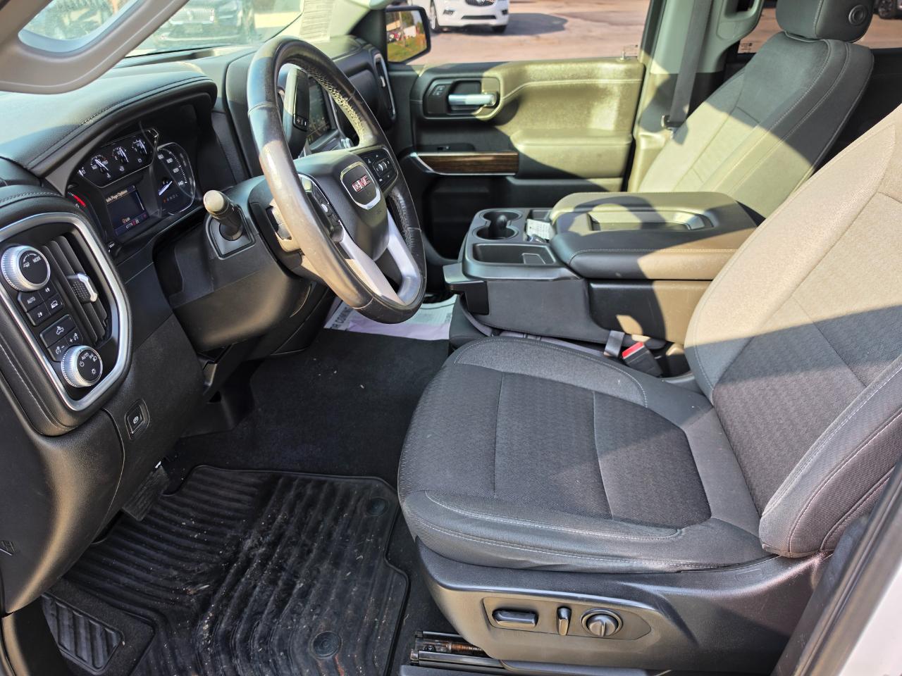 GMC Sierra 1500 4WD Crew Cab 147" SLE 2021