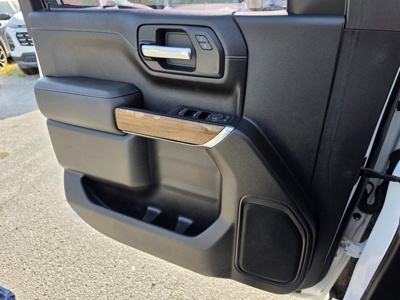 GMC Sierra 1500 4WD Crew Cab 147" SLE 2021