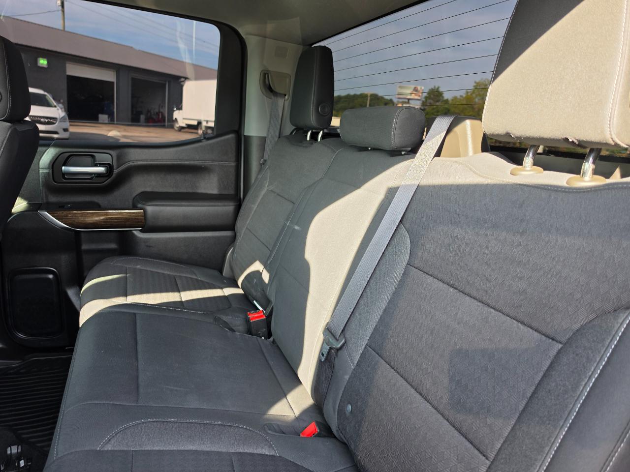 GMC Sierra 1500 4WD Crew Cab 147" SLE 2021