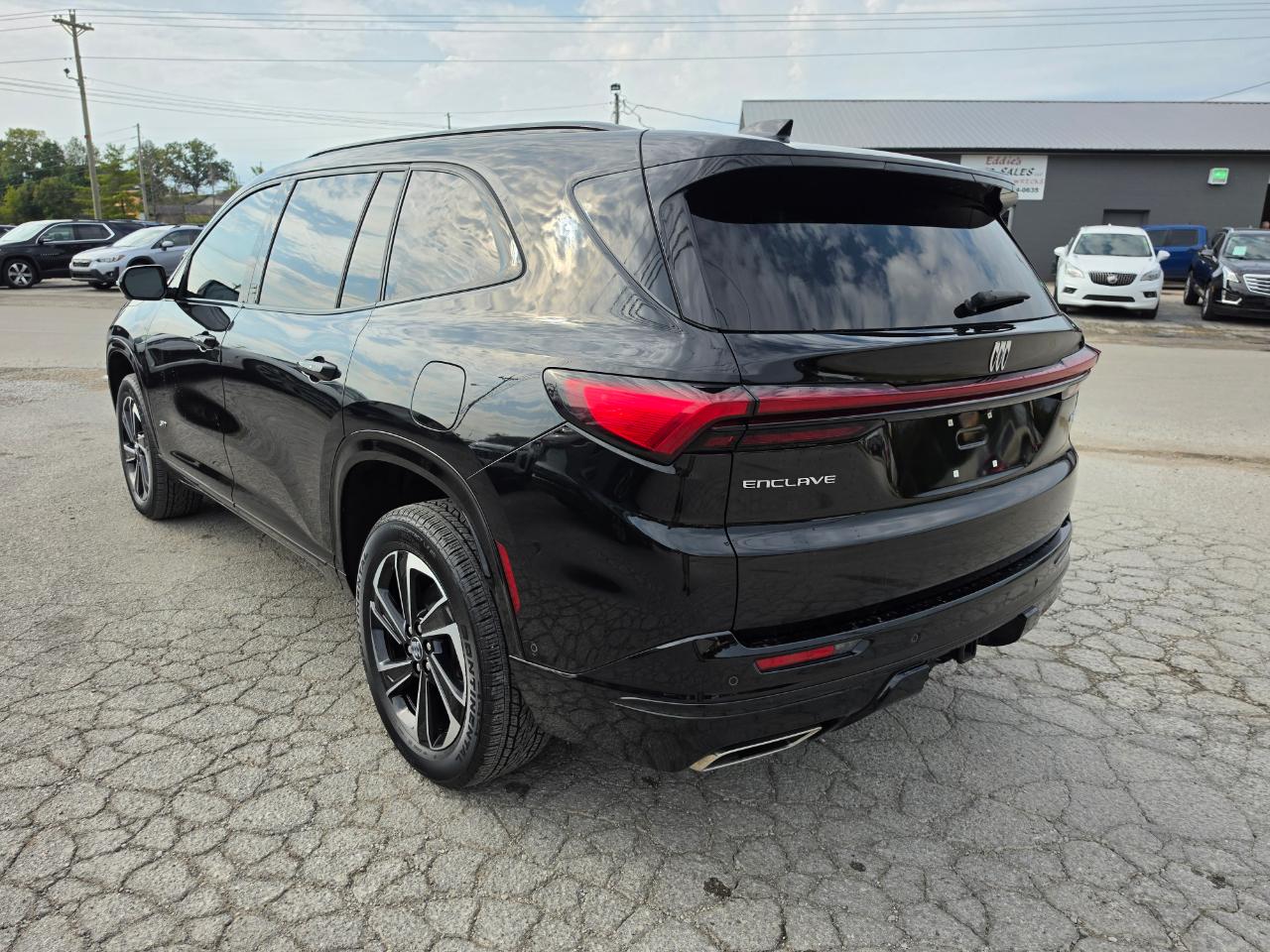 Buick Enclave 4dr Sport Touring 2025
