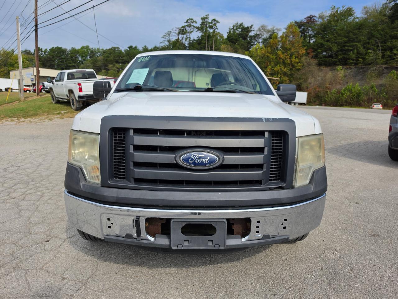 Ford F-150 2WD Reg Cab 126" XLT 2011