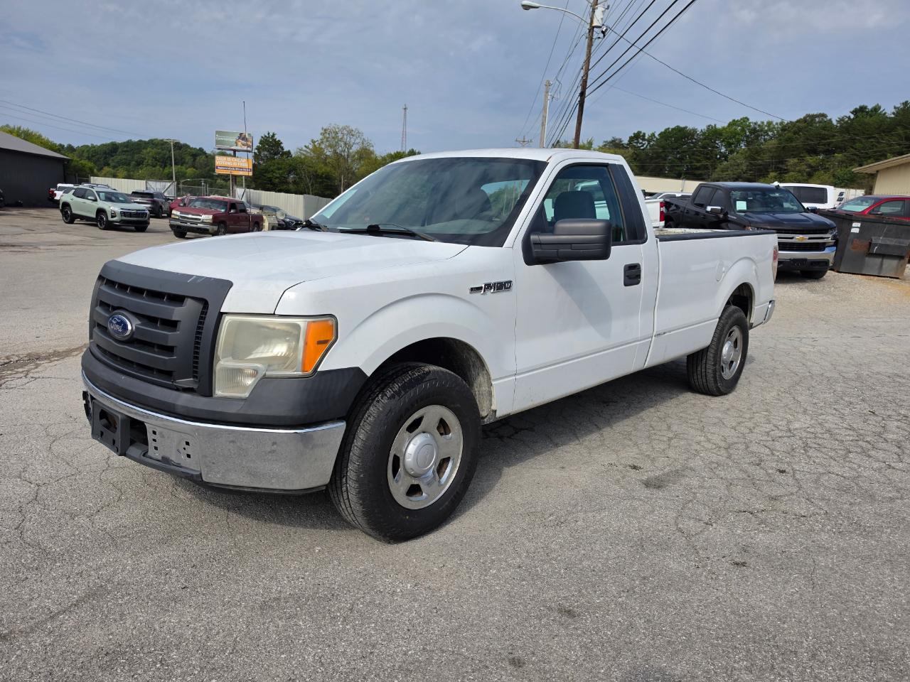 Ford F-150 2WD Reg Cab 126" XLT 2011