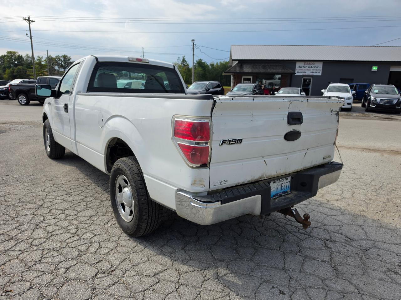 Ford F-150 2WD Reg Cab 126" XLT 2011