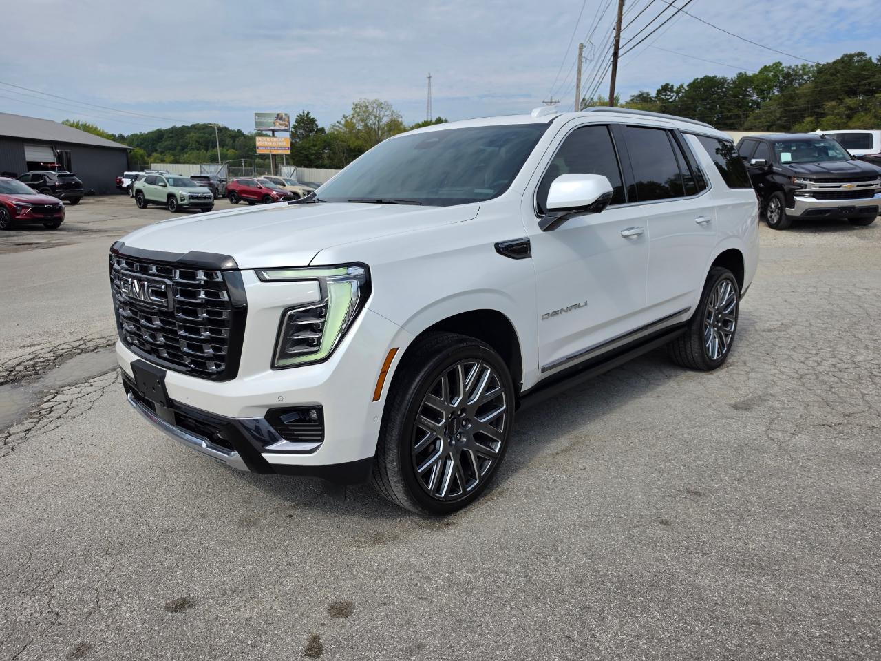 GMC Yukon 4WD 4dr Denali Ultimate 2025