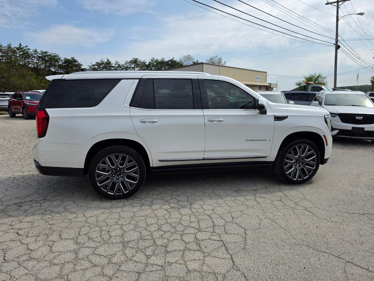 GMC Yukon 4WD 4dr Denali Ultimate 2025