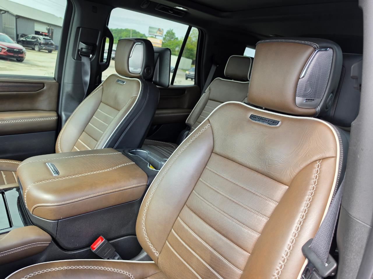 GMC Yukon 4WD 4dr Denali Ultimate 2025