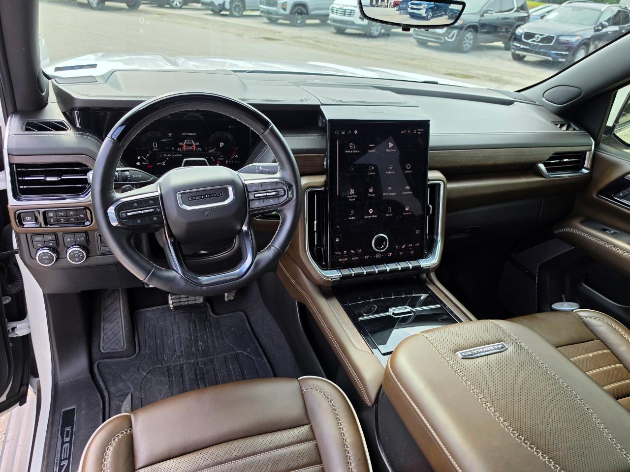 GMC Yukon 4WD 4dr Denali Ultimate 2025