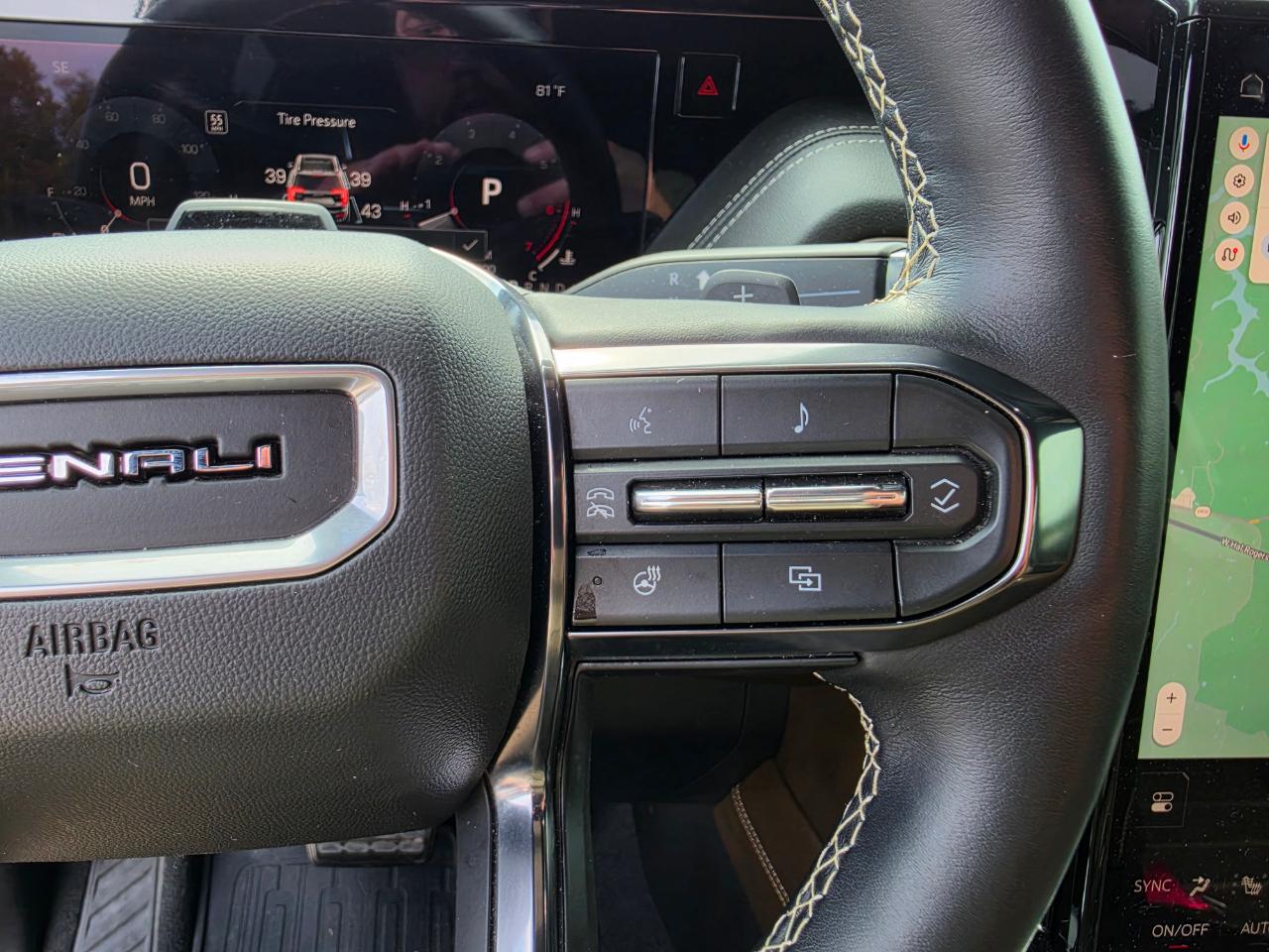 GMC Yukon 4WD 4dr Denali Ultimate 2025