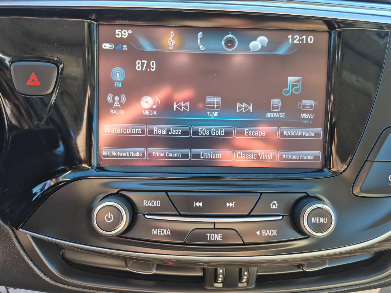 Buick Envision FWD 4dr Essence 2019