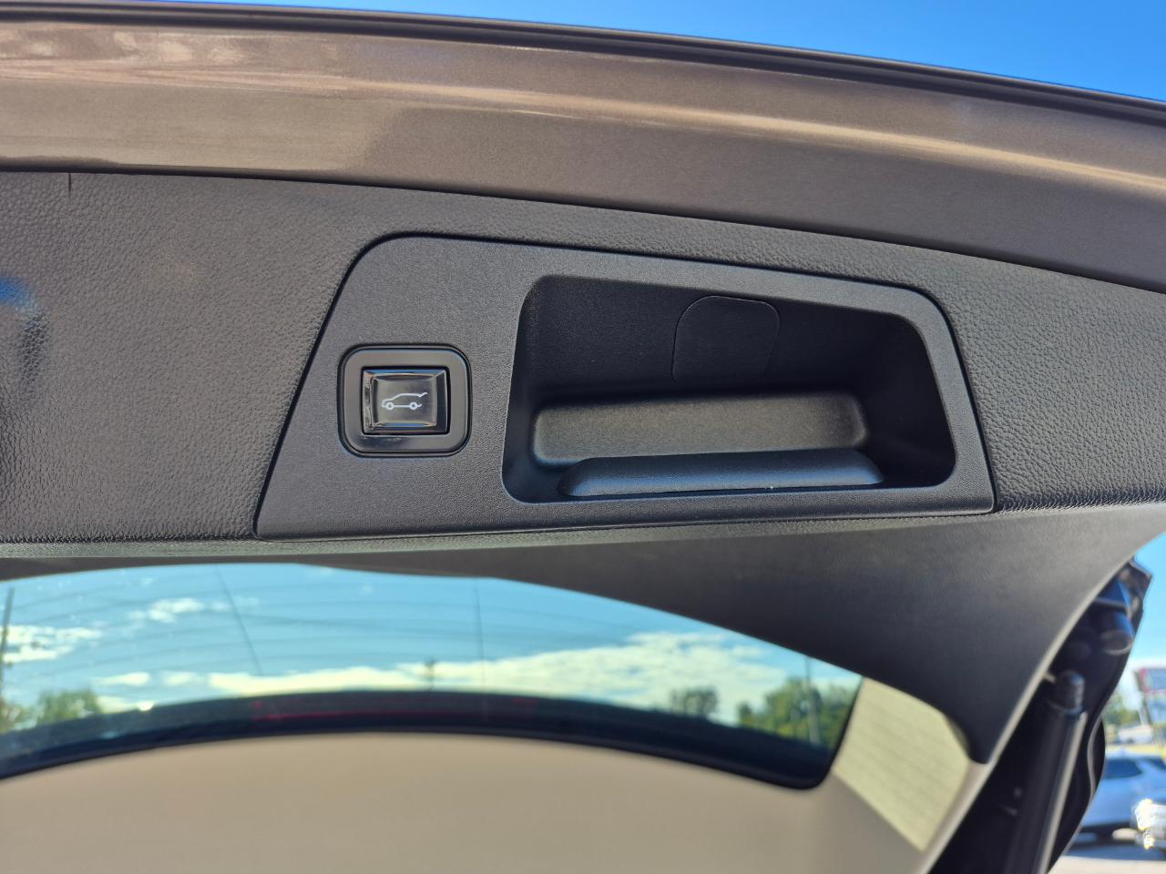 Buick Envision FWD 4dr Essence 2019