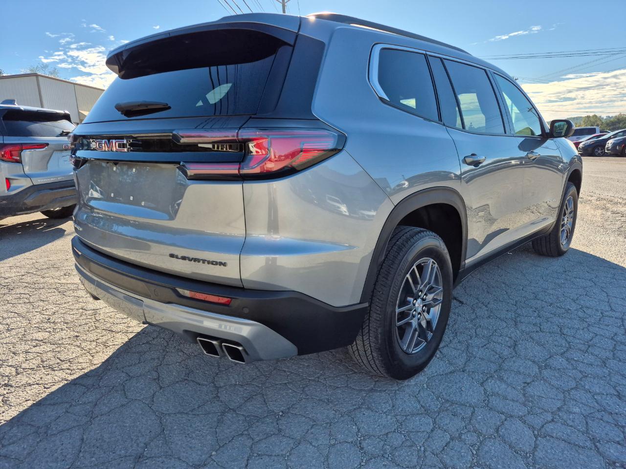GMC Acadia FWD 4dr Elevation 2025