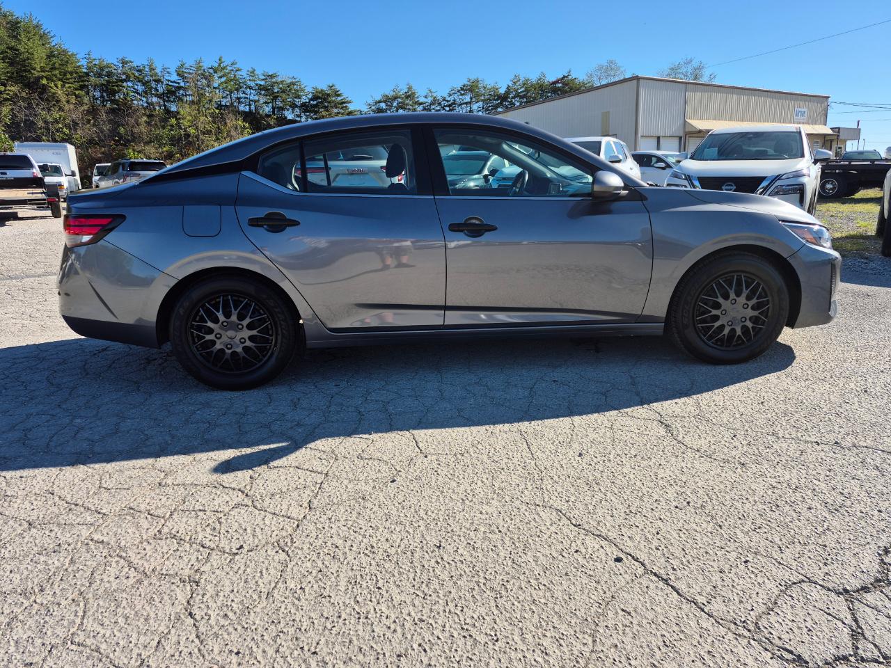 Nissan Sentra S CVT 2024