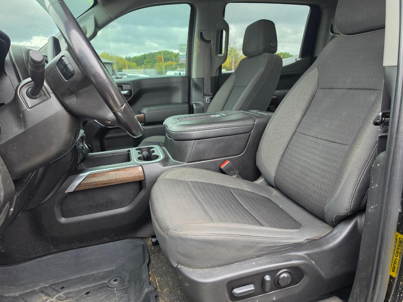 Chevrolet Silverado 1500 4WD Crew Cab 147" RST 2021
