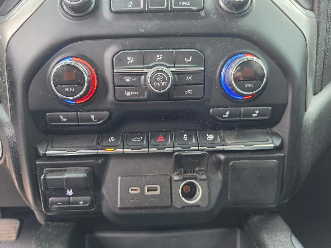 Chevrolet Silverado 1500 4WD Crew Cab 147" RST 2021