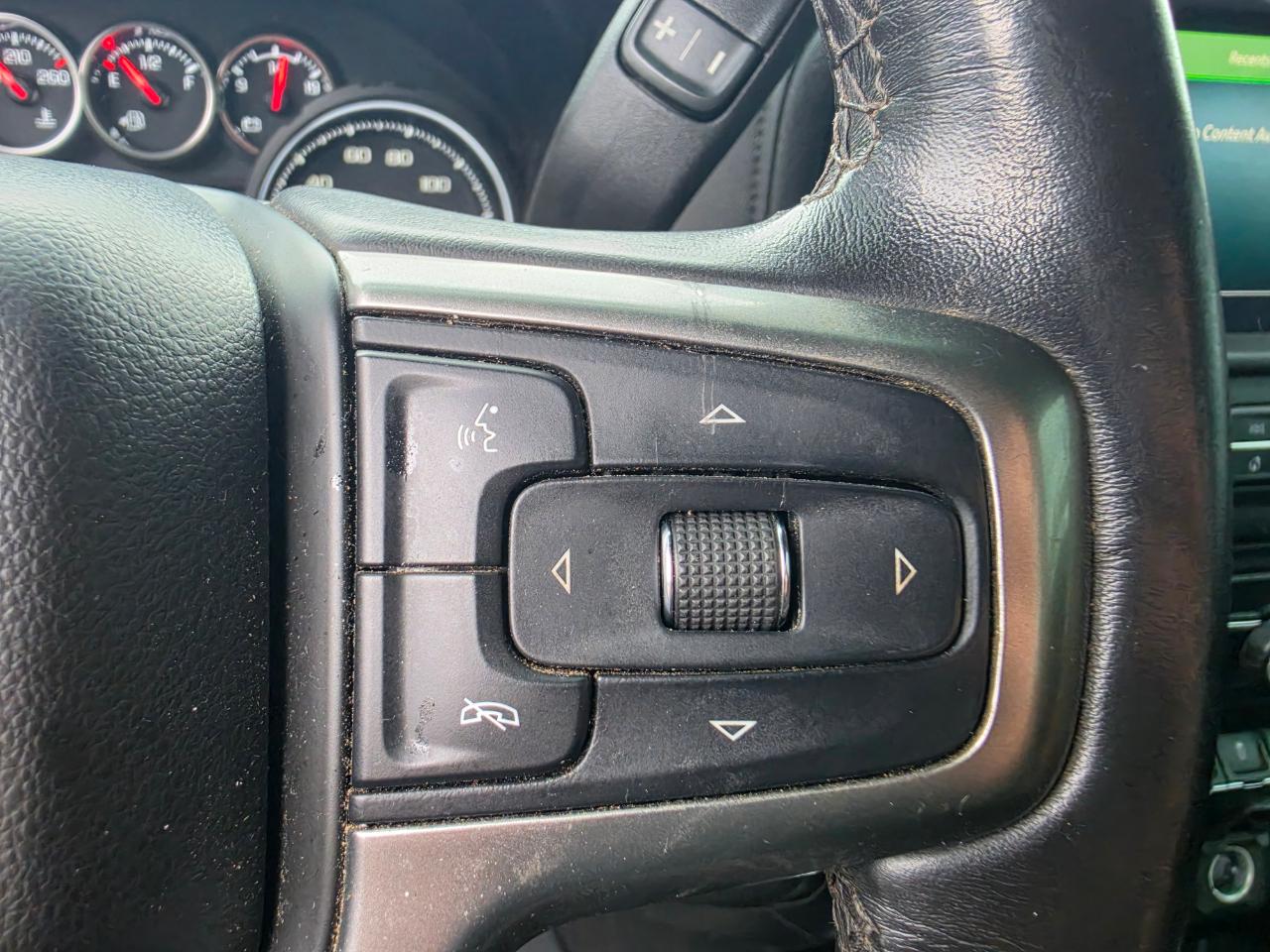 Chevrolet Silverado 1500 4WD Crew Cab 147" RST 2021