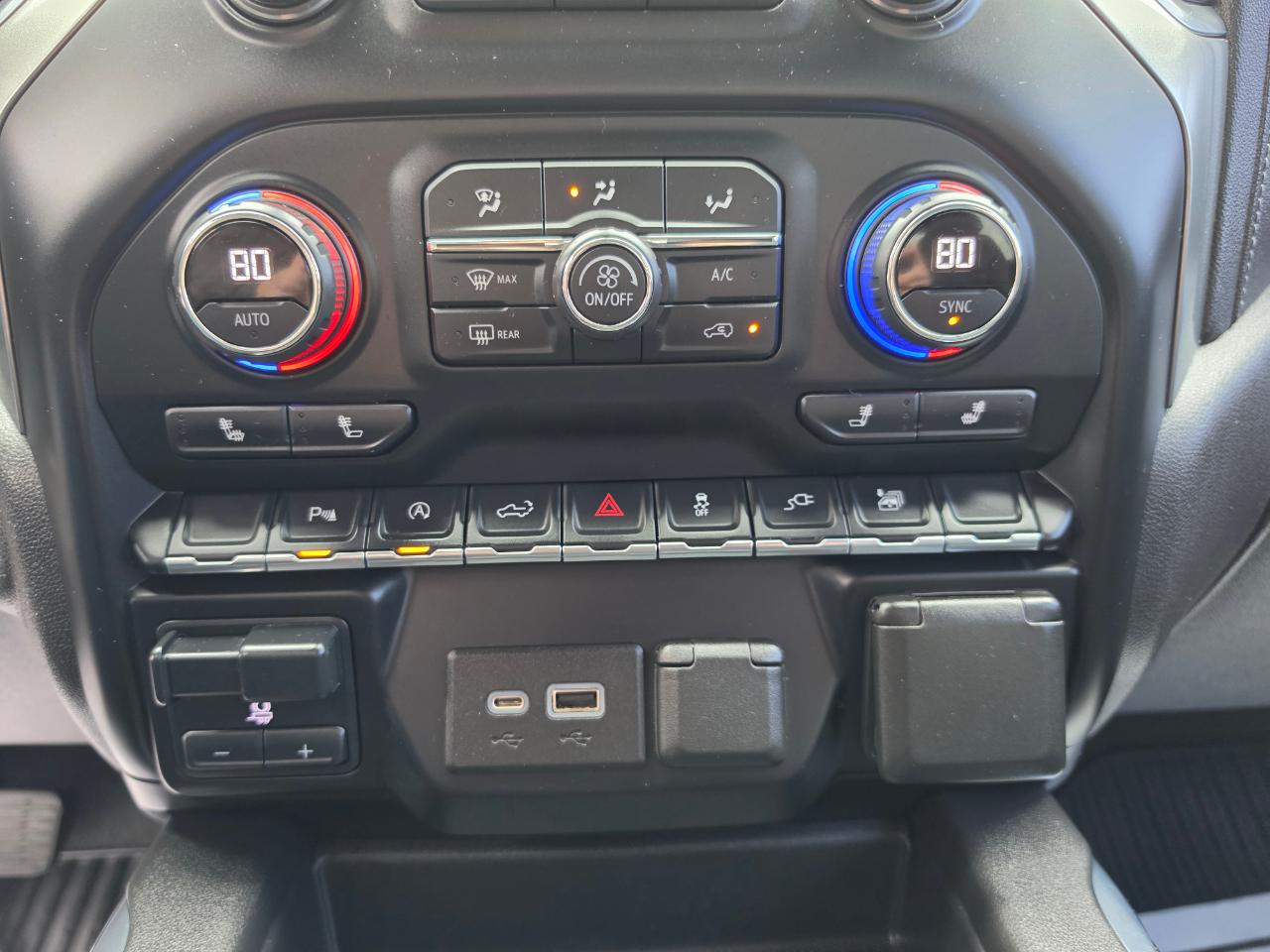 Chevrolet Silverado 1500  2021