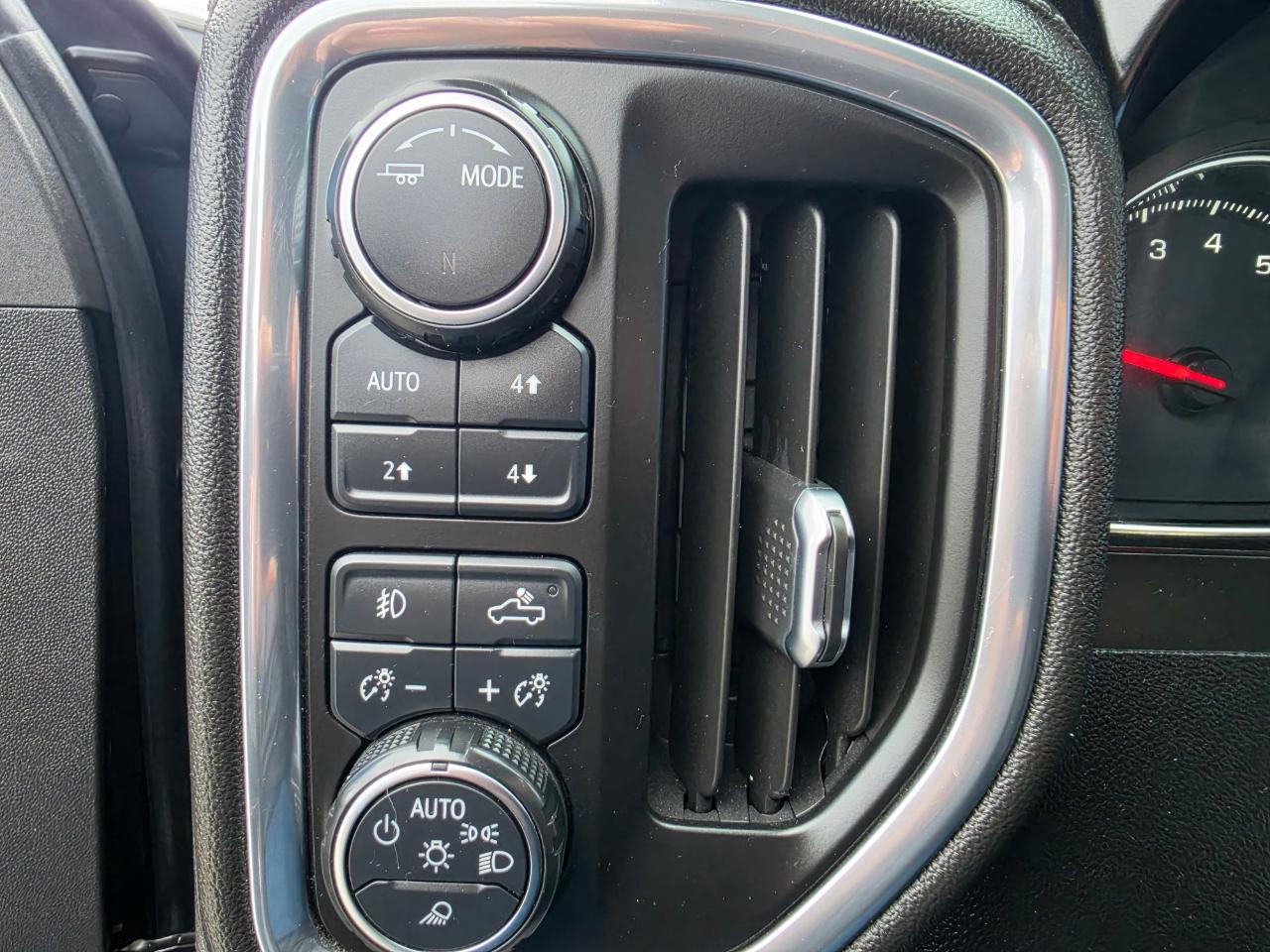 Chevrolet Silverado 1500  2021