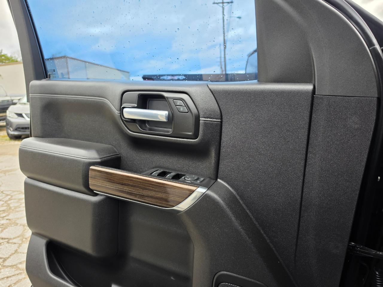 Chevrolet Silverado 1500  2021
