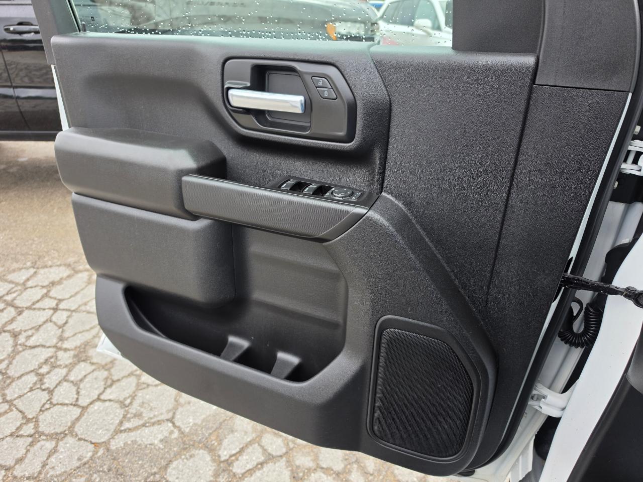 Chevrolet Silverado 2500HD 4WD Crew Cab 159" Custom 2020