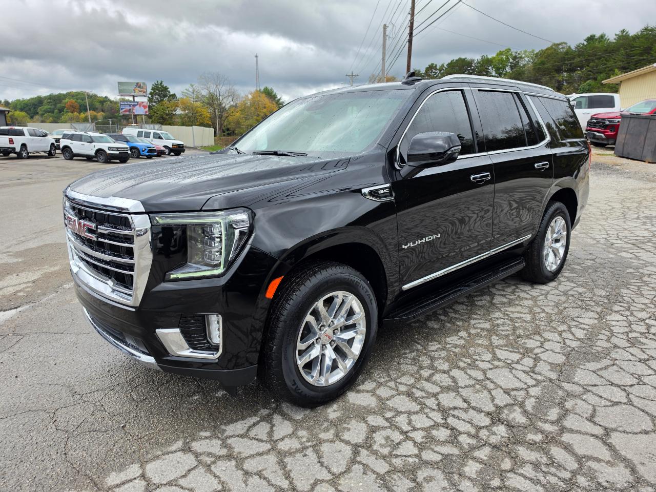 GMC Yukon 4WD 4dr SLT 2024