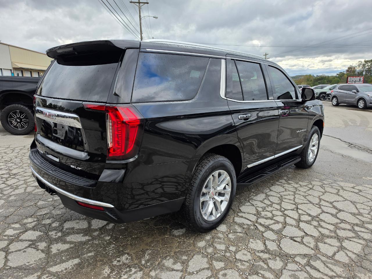GMC Yukon 4WD 4dr SLT 2024