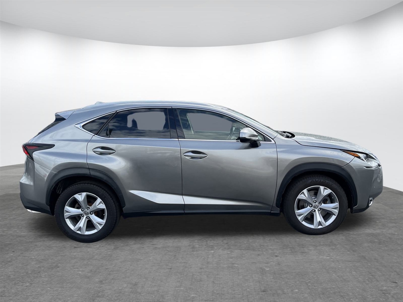 Lexus NX  2017