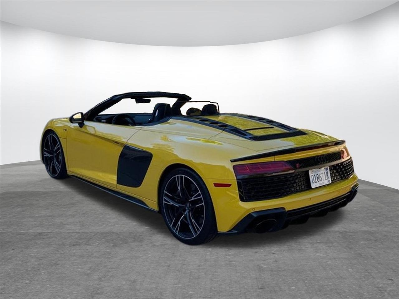 Audi R8 Spyder  2023