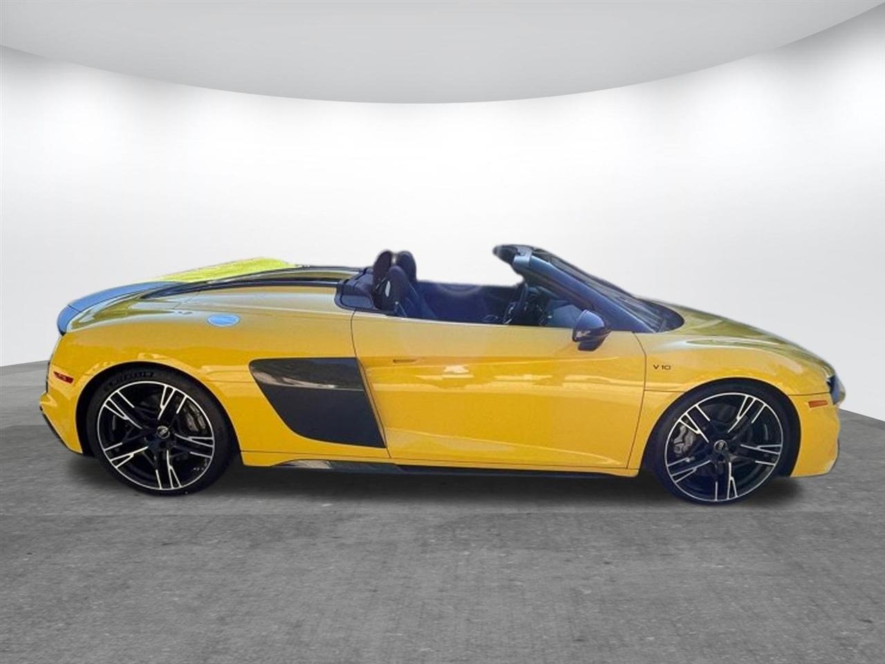 Audi R8 Spyder  2023