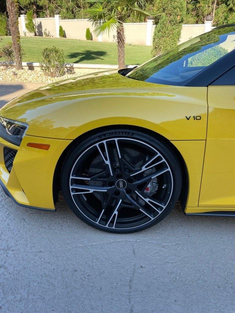 Audi R8 Spyder  2023