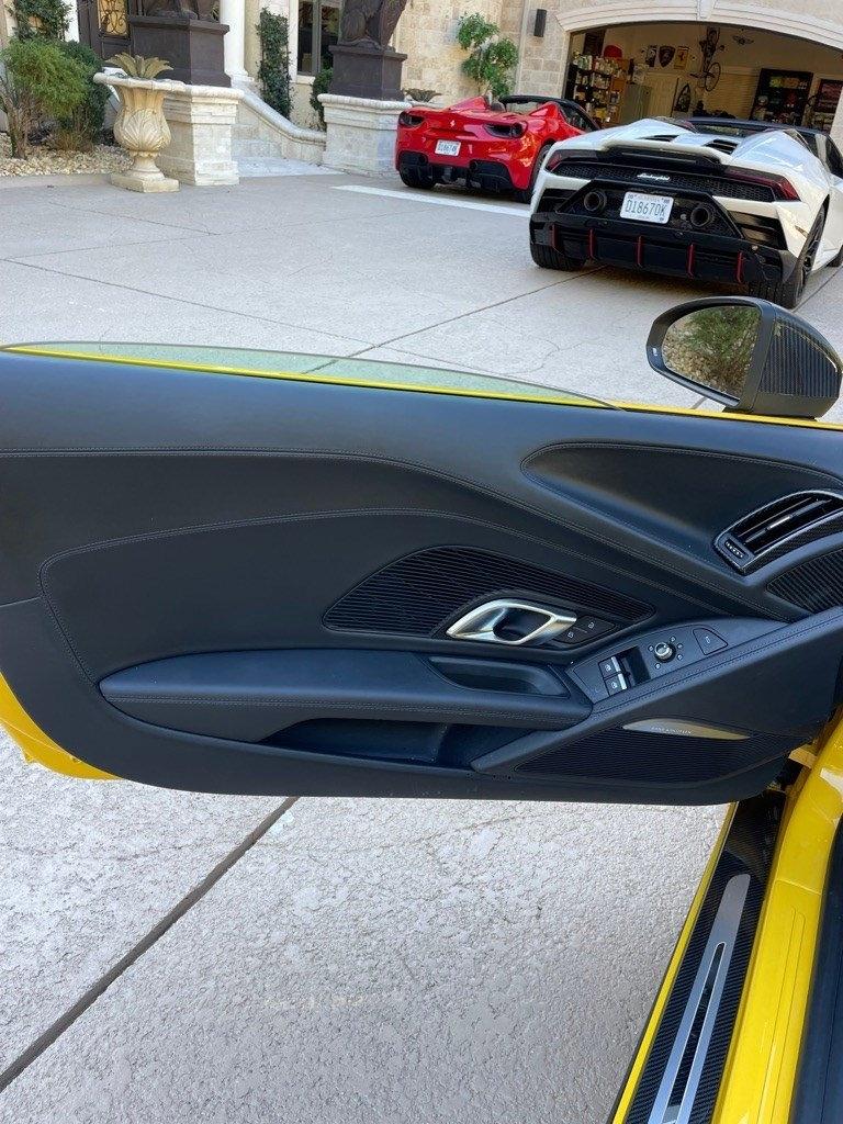 Audi R8 Spyder  2023