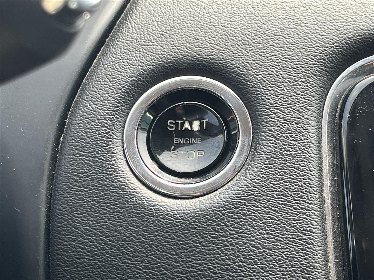 Jaguar XJ  2017