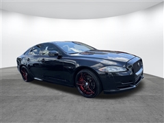 2017 Jaguar XJ  2017 Jaguar XJ