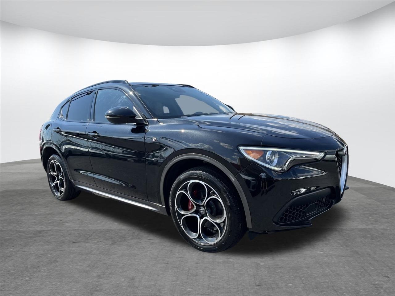 2022 Alfa Romeo Stelvio Ti AWD's photo