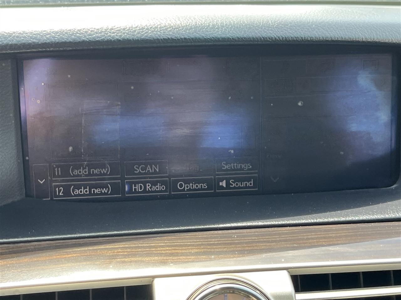Lexus LS 460  2015