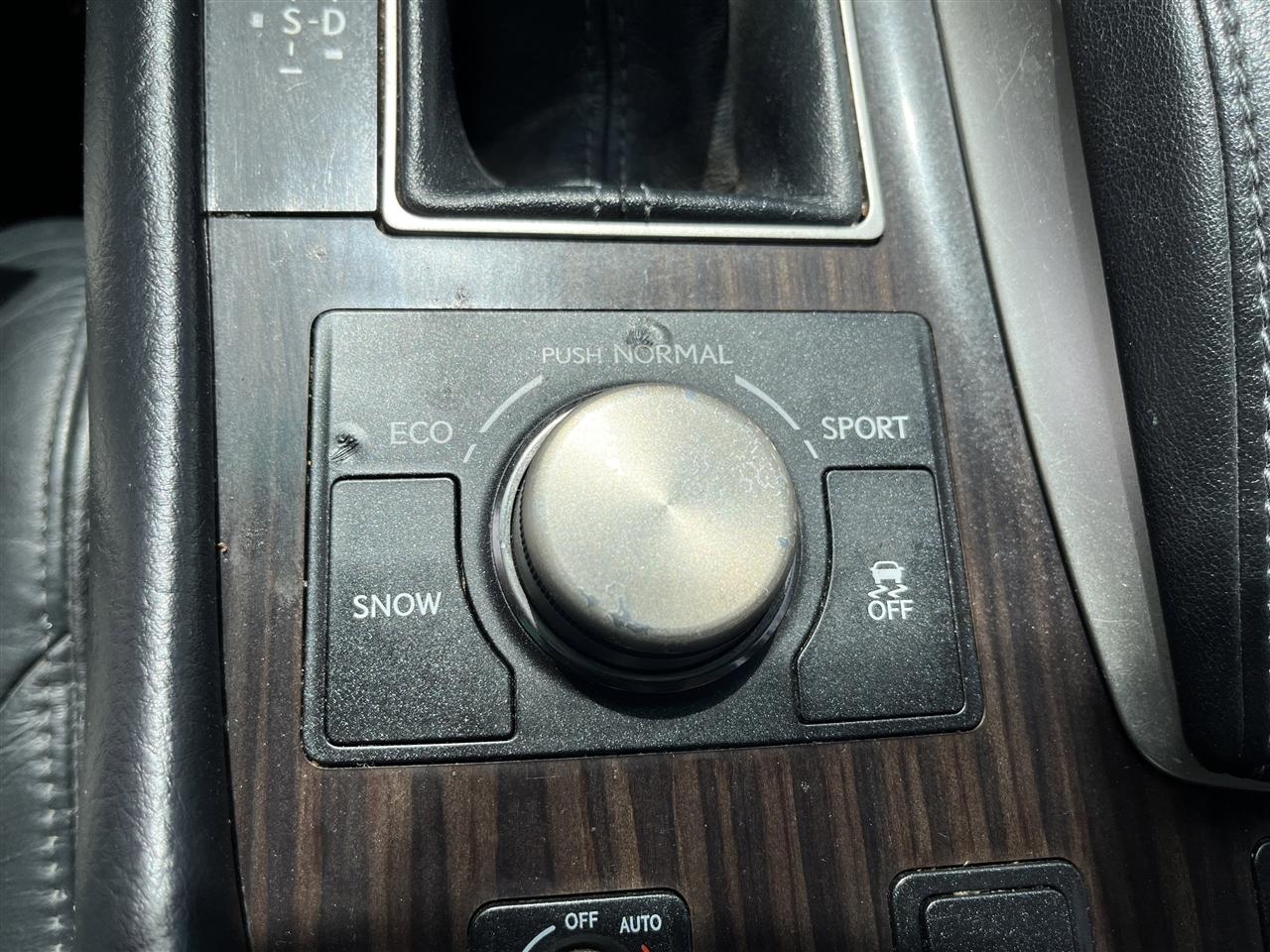 Lexus LS 460  2015