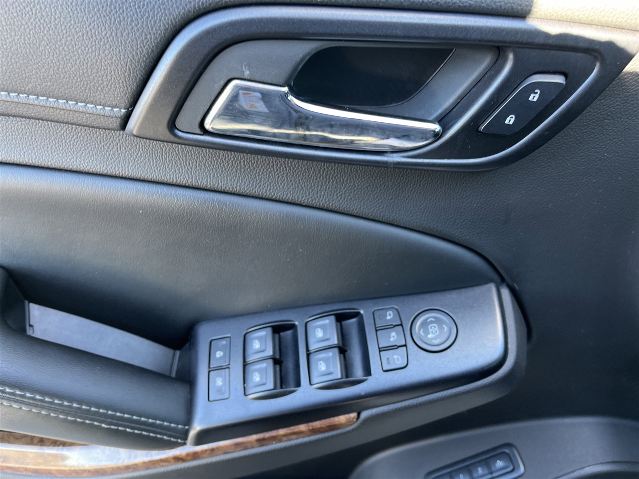 Chevrolet Tahoe  2015