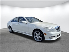 2013 Mercedes-Benz S-Class  2013 Mercedes-Benz S-Class