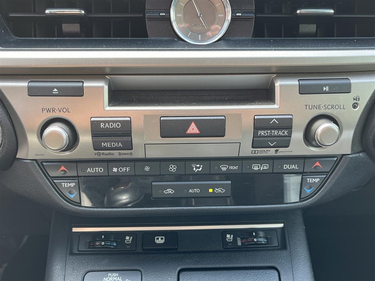 Lexus ES 350  2015