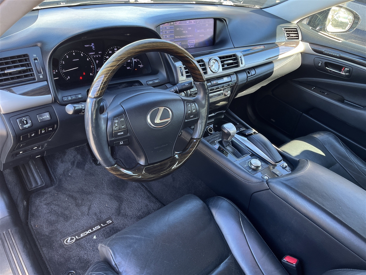 Lexus LS 460  2014 Lexus LS 460  2014
